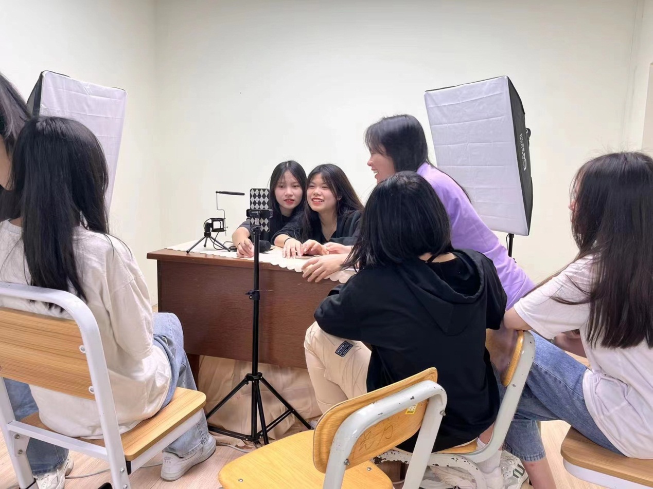 image002.jpg image002.jpg